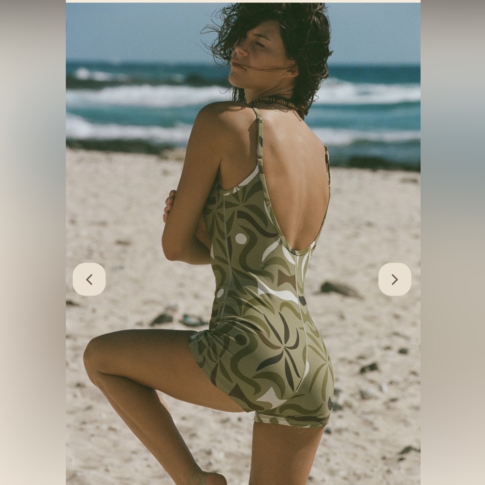 Abysse Hawkins One Piece Surfsuit - Picture 2 of 6